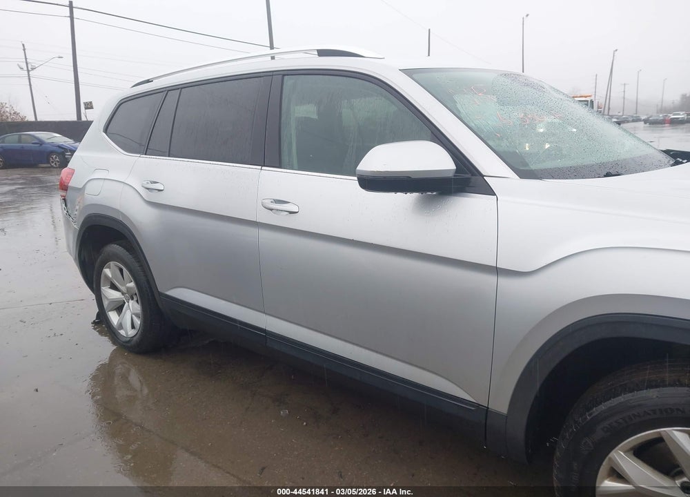2018 VOLKSWAGEN ATLAS 3.6L V6 SE/3.6L V6 SE W/TECHNOLOGY VIN: 1V2LR2CA6JC548330