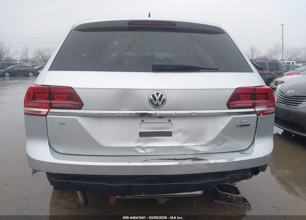 2018 VOLKSWAGEN ATLAS 3.6L V6 SE/3.6L V6 SE W/TECHNOLOGY VIN: 1V2LR2CA6JC548330