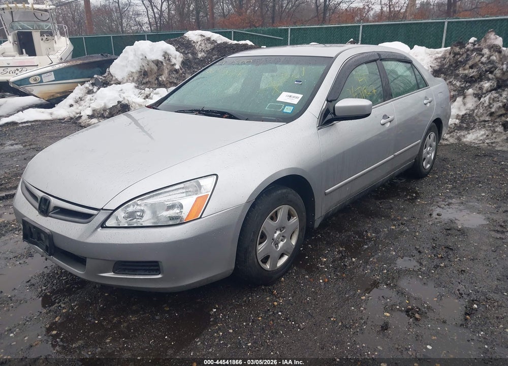 2007 HONDA ACCORD 2.4 LX VIN: 1HGCM564X7A175032