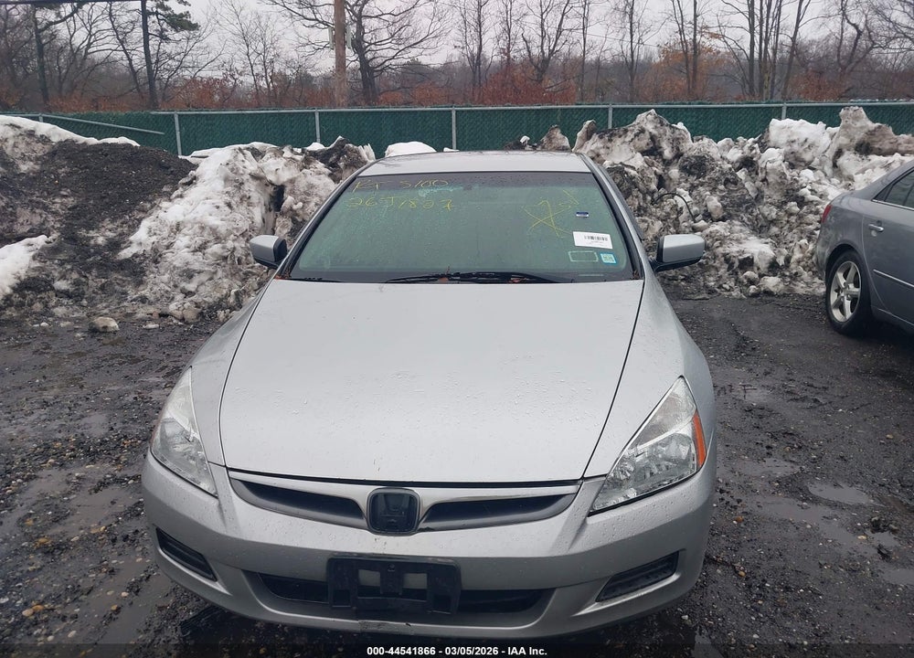 2007 HONDA ACCORD 2.4 LX VIN: 1HGCM564X7A175032