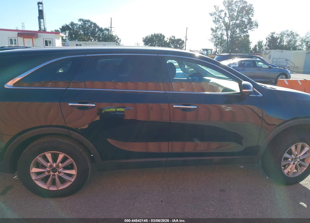 2020 KIA SORENTO 2.4L LX VIN: 5XYPG4A34LG697066