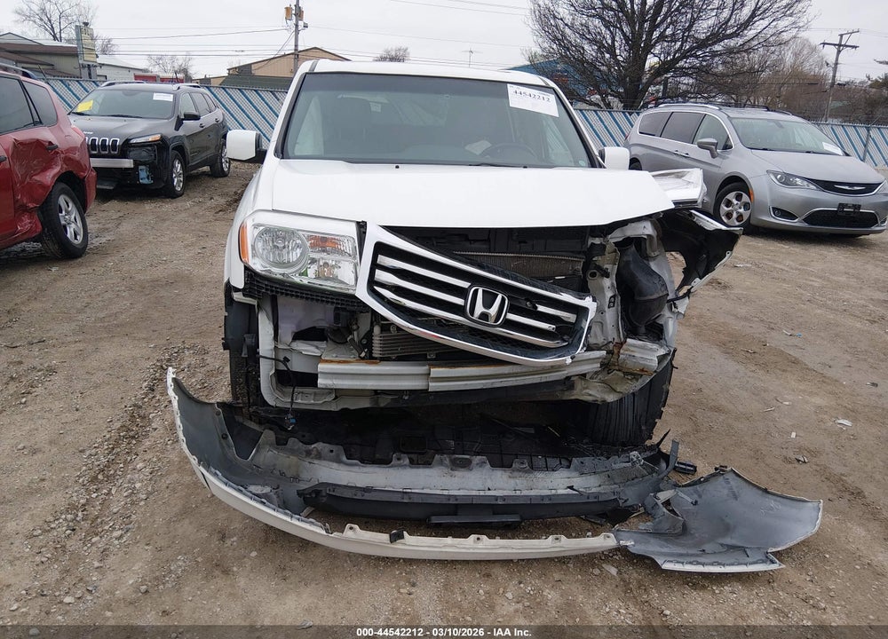 2015 HONDA PILOT EX-L VIN: 5FNYF4H72FB039791