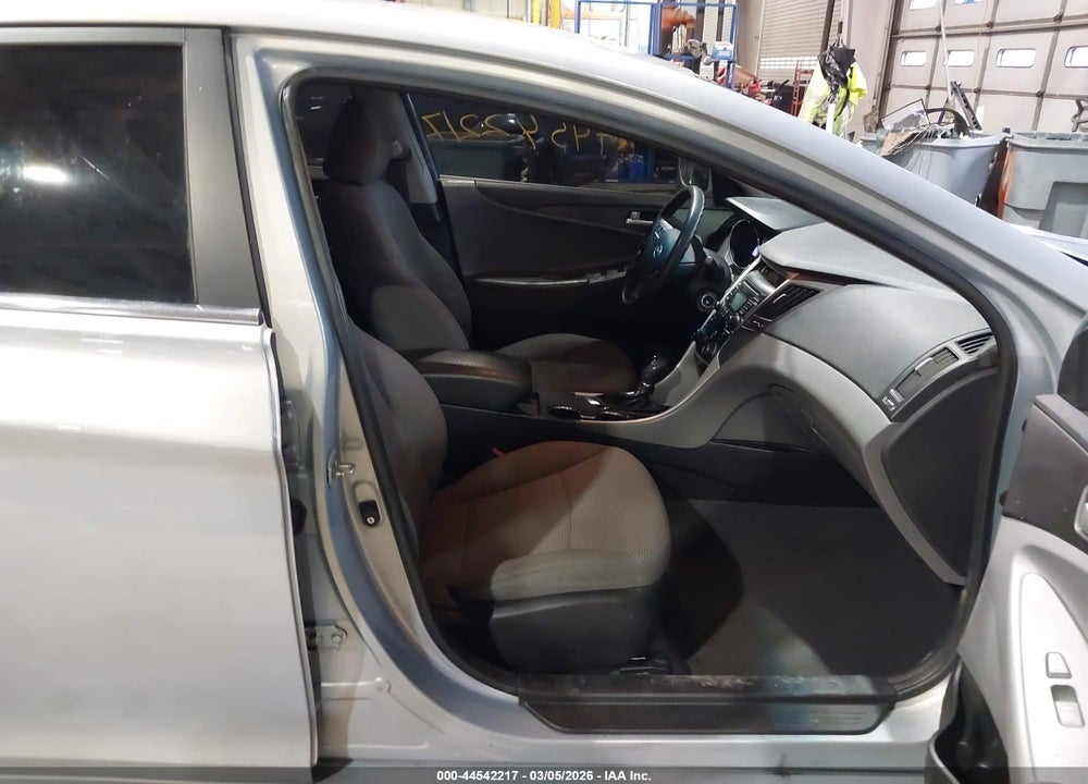 2011 HYUNDAI SONATA GLS VIN: 5NPEB4ACXBH101116
