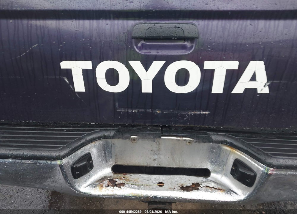 1999 TOYOTA TACOMA VIN: 4TAWN72N4XZ490120