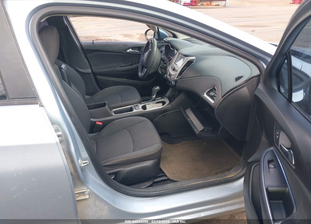 2018 CHEVROLET CRUZE LS AUTO VIN: 1G1BC5SM7J7219469