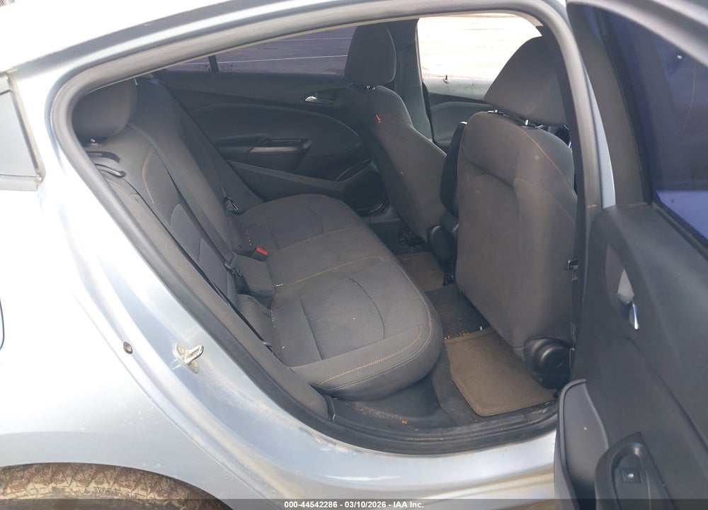 2018 CHEVROLET CRUZE LS AUTO VIN: 1G1BC5SM7J7219469