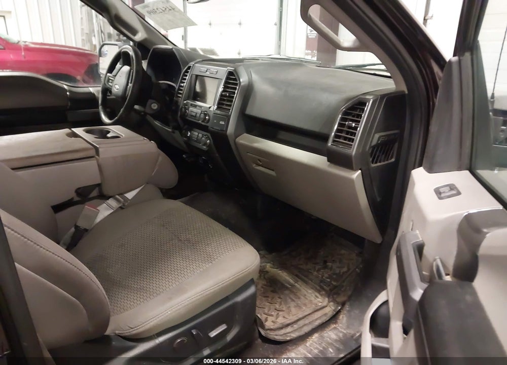 2019 FORD F-150 XLT VIN: 1FTEW1E52KFA32320
