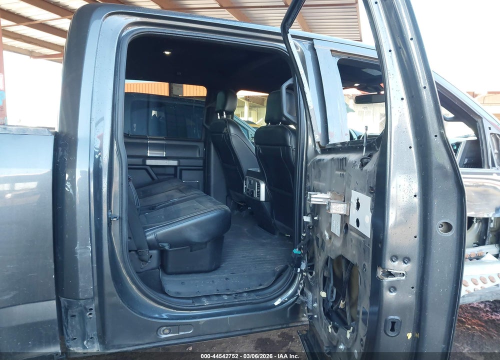 2020 FORD F-150 LARIAT VIN: 1FTEW1E42LKD38630