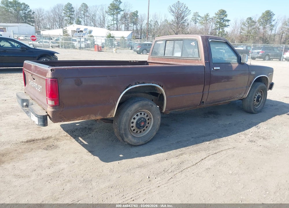 1988 CHEVROLET S TRUCK S10 VIN: 1GCCT14RXJ2147516