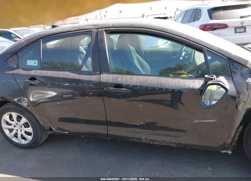 2020 TOYOTA COROLLA LE VIN: 5YFEPRAE6LP126891