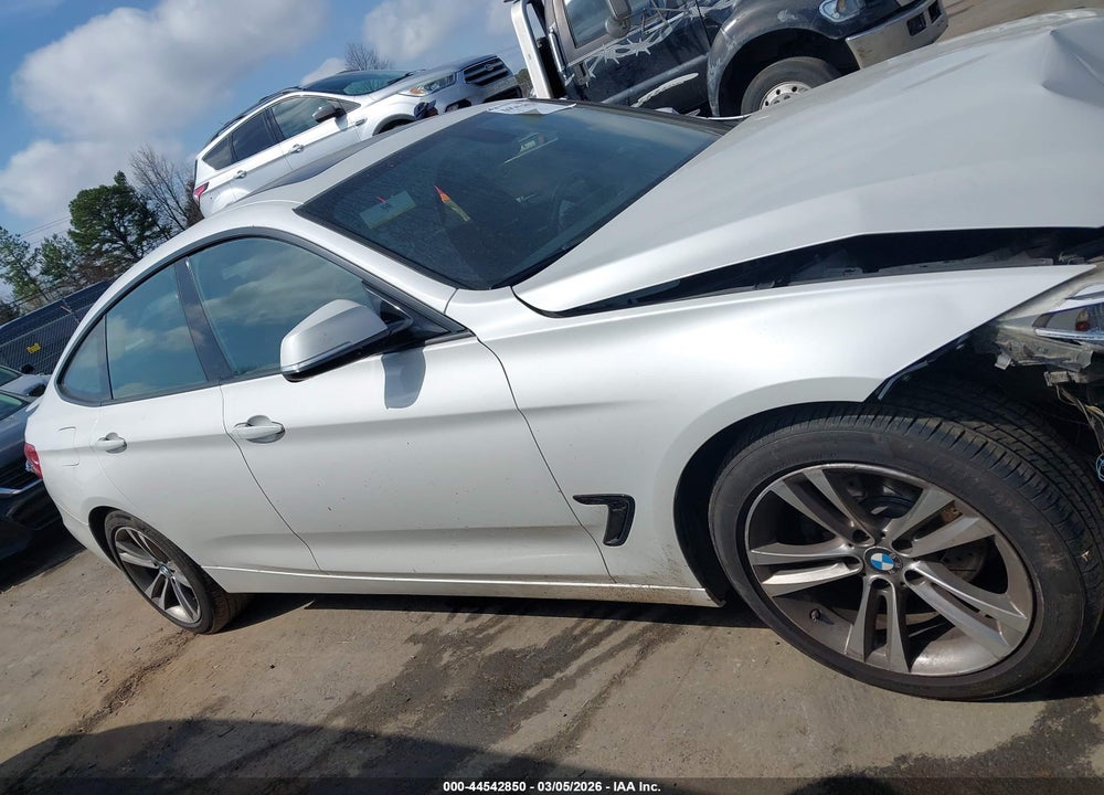 2016 BMW 328I GRAN TURISMO XDRIVE VIN: WBA8Z5C57GG501544