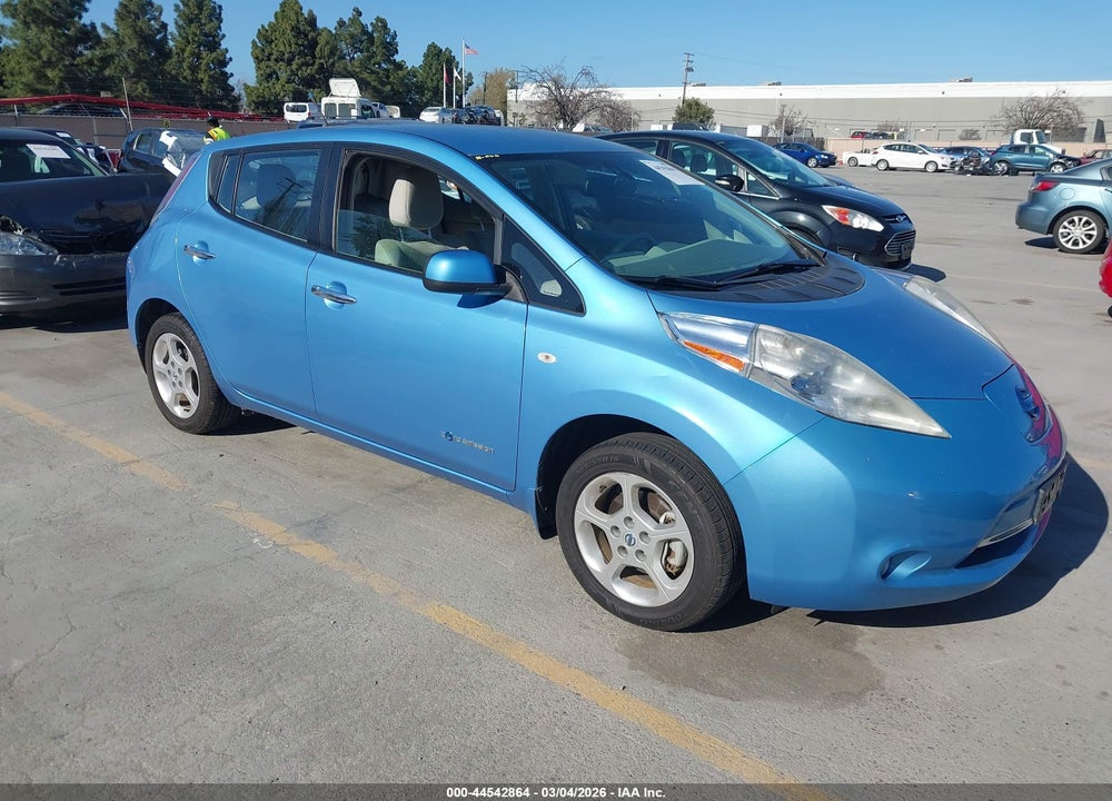 2011 NISSAN LEAF SL VIN: JN1AZ0CP3BT004972