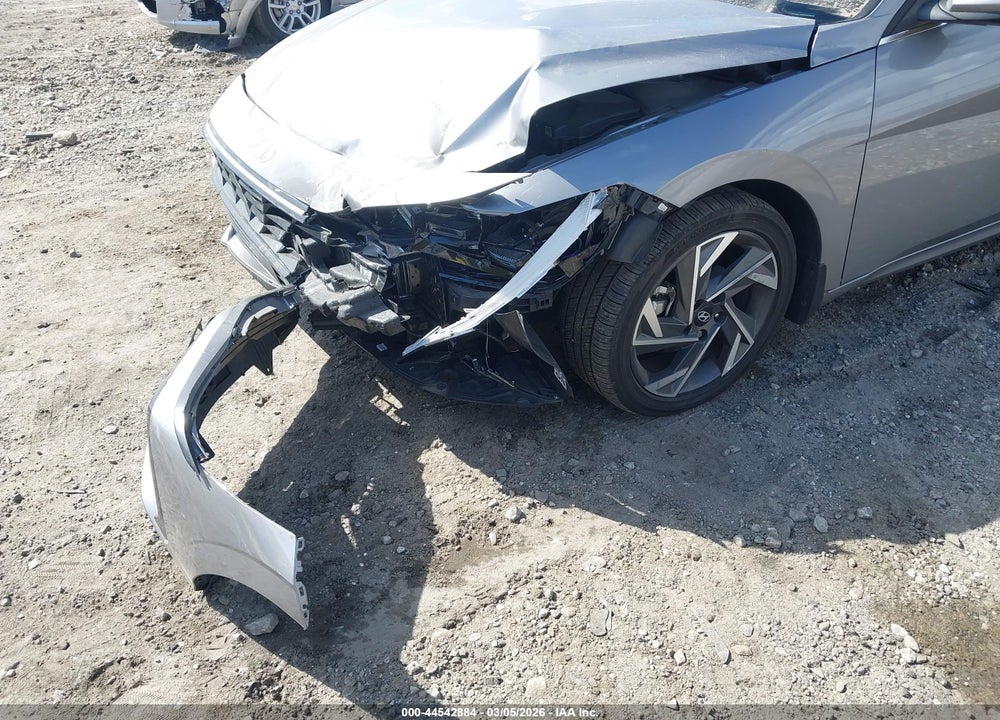 2025 HYUNDAI ELANTRA SEL CONVENIENCE VIN: KMHLS4DG7SU979626