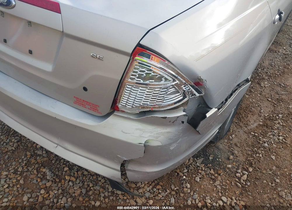 2010 FORD FUSION SE VIN: 3FAHP0HA1AR156745
