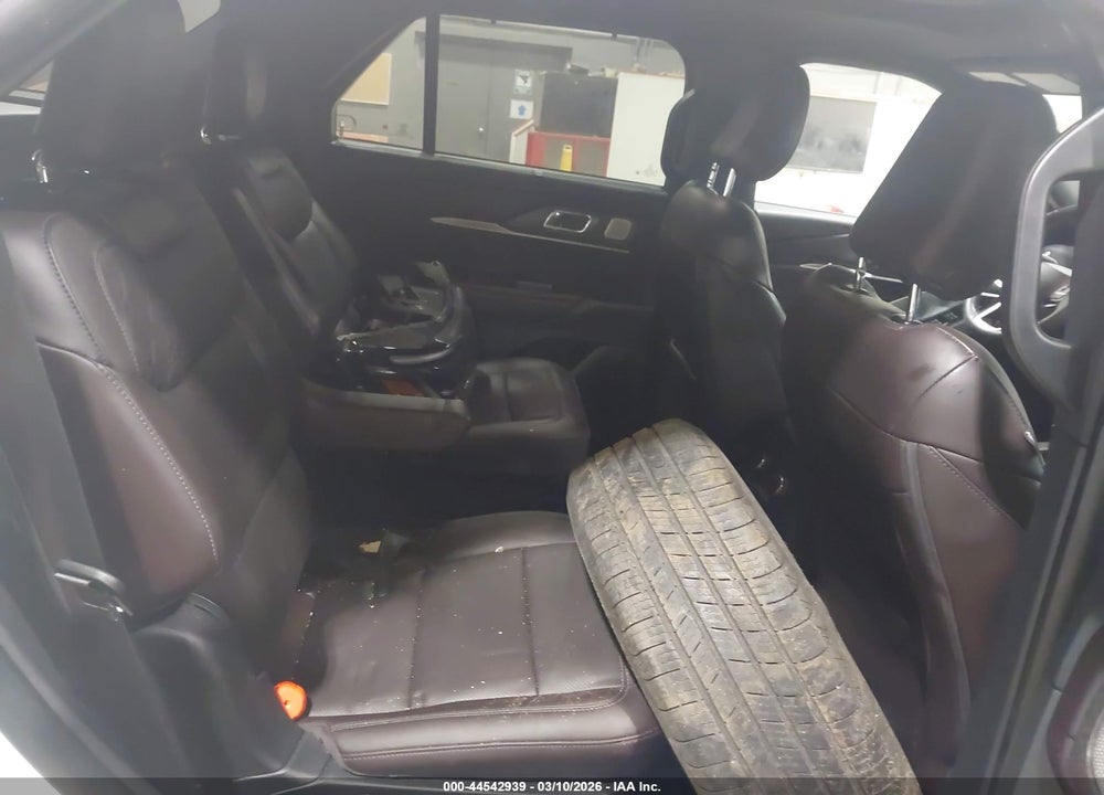 2025 FORD EXPLORER PLATINUM VIN: 1FMUK8HH0SGA17357