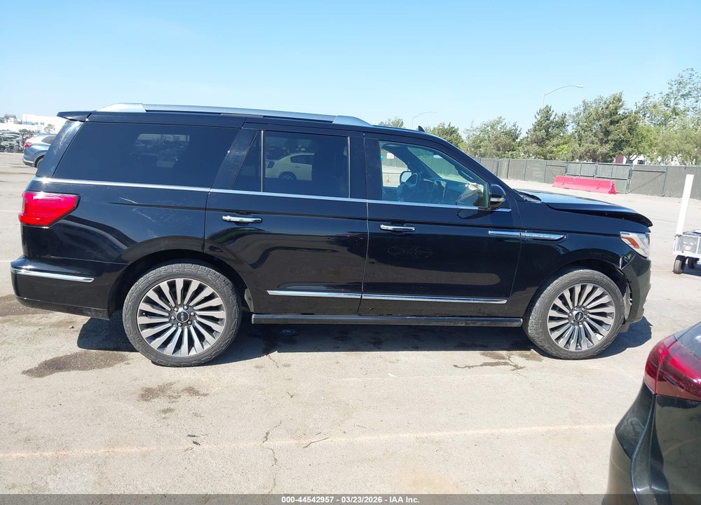 2018 LINCOLN NAVIGATOR RESERVE VIN: 5LMJJ2LT3JEL00521