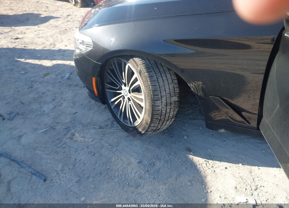 2019 BMW 540I VIN: WBAJE5C55KWW22648