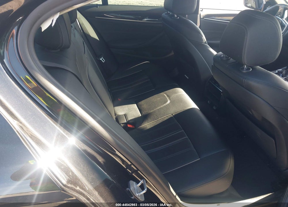 2019 BMW 540I VIN: WBAJE5C55KWW22648