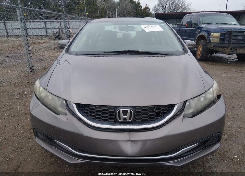 2015 HONDA CIVIC LX VIN: 19XFB2F5XFE084041
