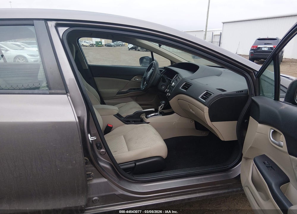 2015 HONDA CIVIC LX VIN: 19XFB2F5XFE084041