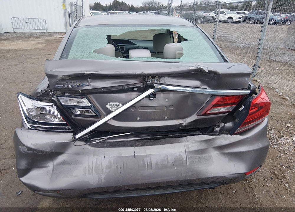 2015 HONDA CIVIC LX VIN: 19XFB2F5XFE084041