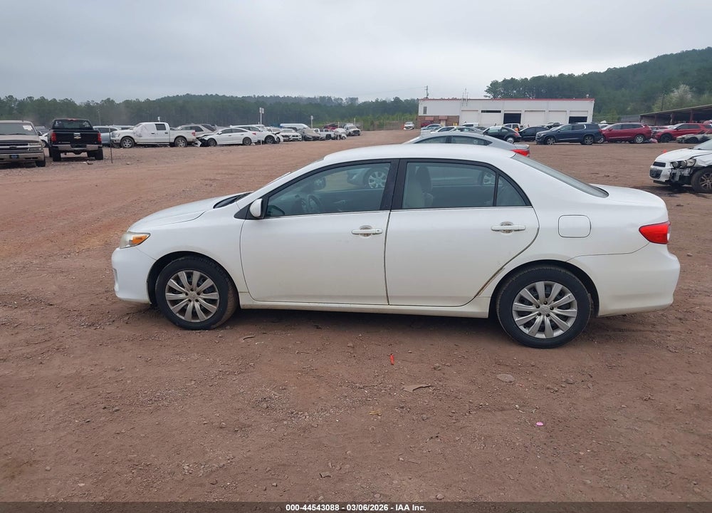 2013 TOYOTA COROLLA LE VIN: 2T1BU4EE6DC064712