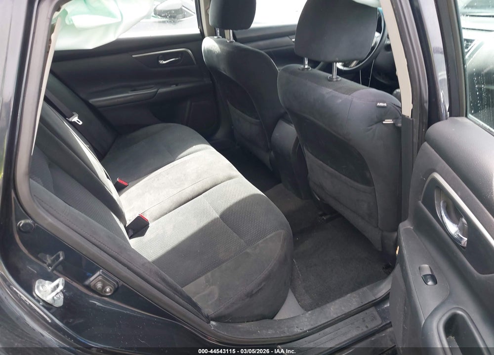 2015 NISSAN ALTIMA 2.5 S VIN: 1N4AL3AP1FC462461