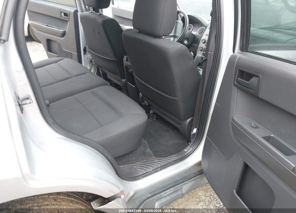 2010 FORD ESCAPE XLT VIN: 1FMCU9DG8AKA30412