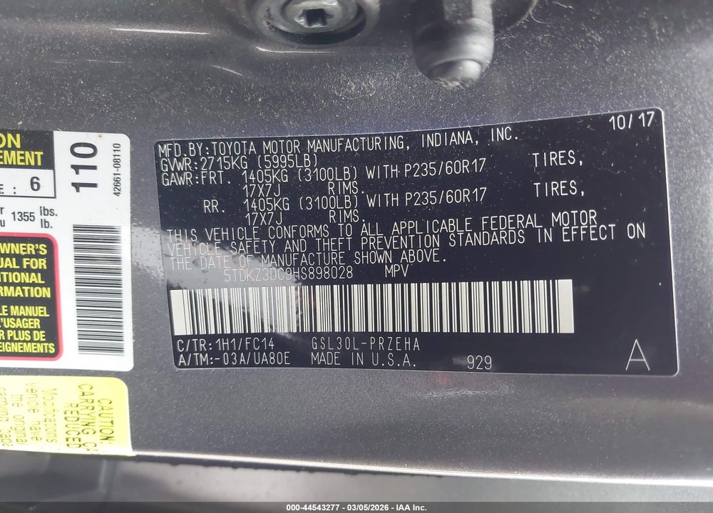 2017 TOYOTA SIENNA LE 8 PASSENGER VIN: 5TDKZ3DC9HS898028