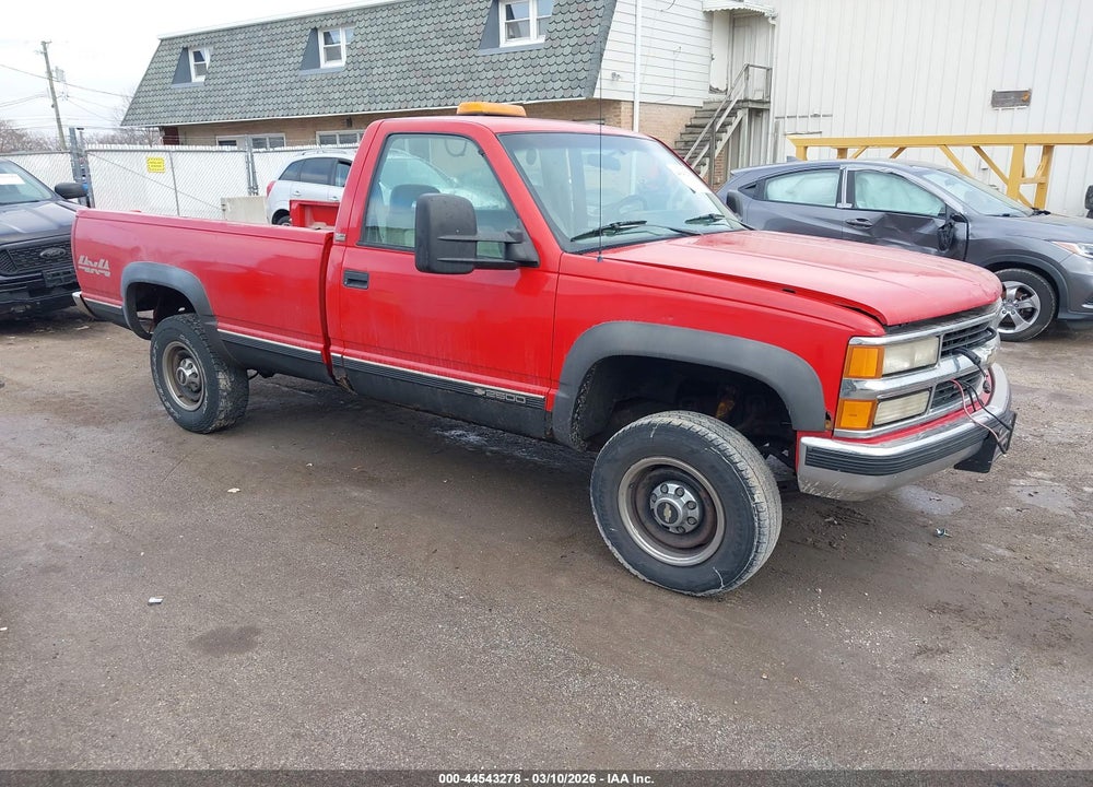 1994 CHEVROLET GMT-400 K2500 VIN: 1GCGK24K2RE281136