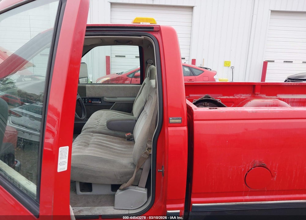 1994 CHEVROLET GMT-400 K2500 VIN: 1GCGK24K2RE281136