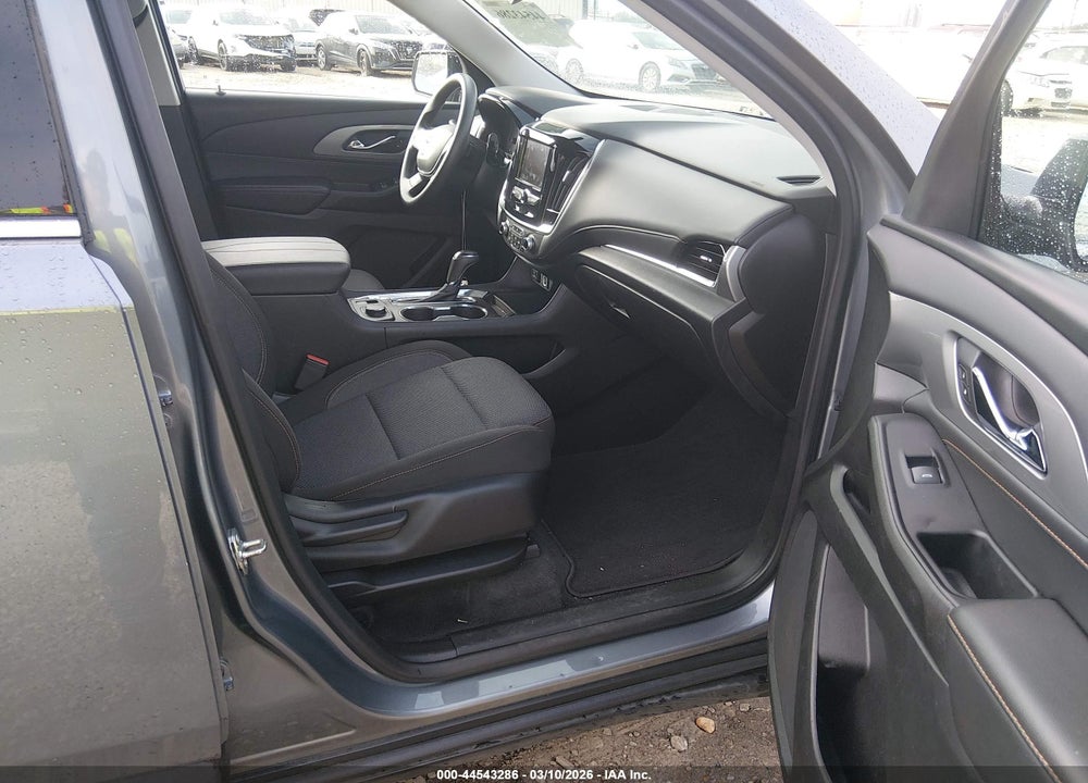 2020 CHEVROLET TRAVERSE FWD LS VIN: 1GNERFKW6LJ303130