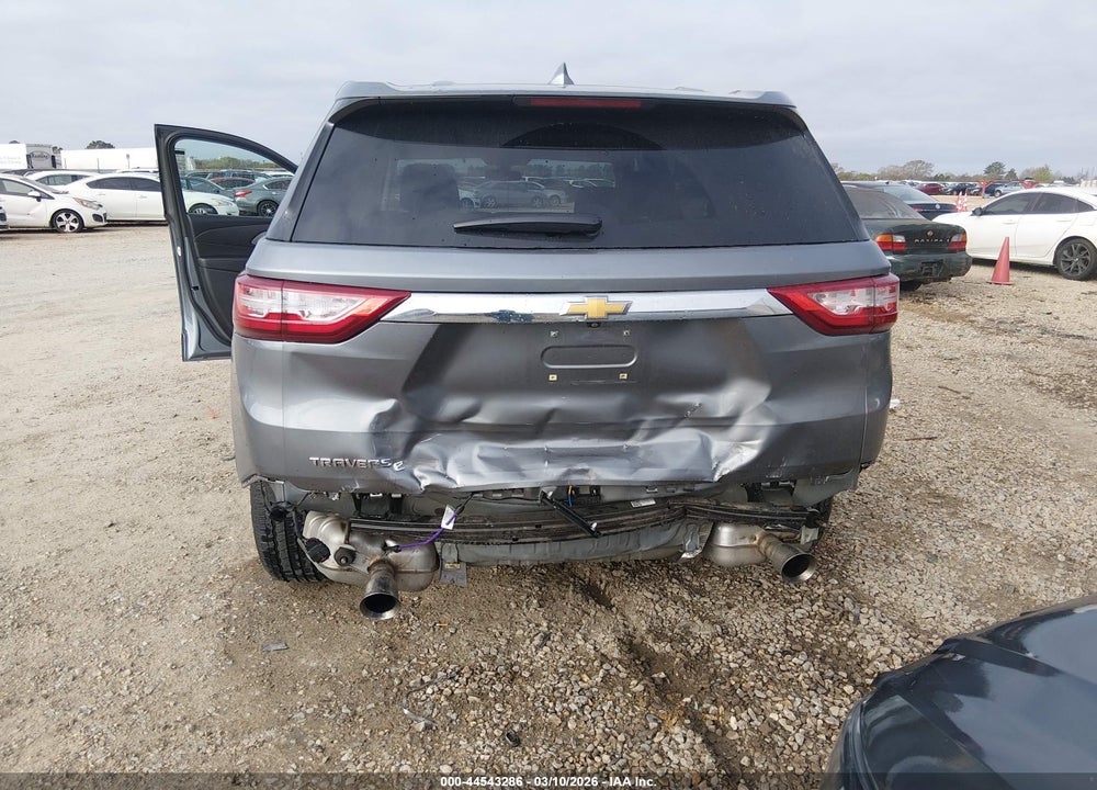 2020 CHEVROLET TRAVERSE FWD LS VIN: 1GNERFKW6LJ303130