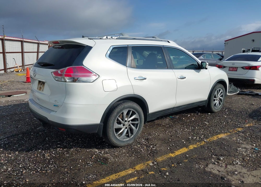 2014 NISSAN ROGUE SL VIN: 5N1AT2MT5EC823052