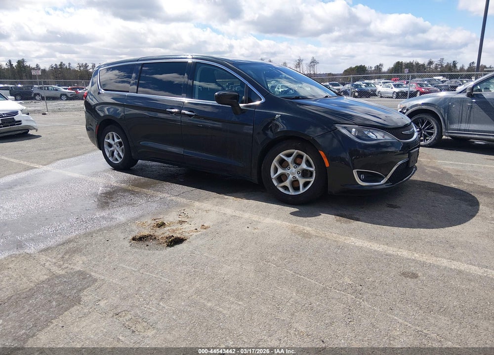 2017 CHRYSLER PACIFICA TOURING PLUS VIN: 2C4RC1BG5HR816735