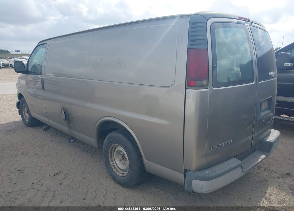 2002 CHEVROLET EXPRESS VIN: 1GCEG15W521162059