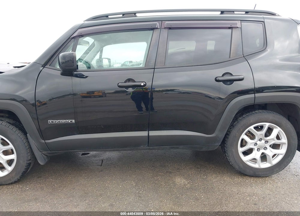 2018 JEEP RENEGADE LATITUDE VIN: ZACCJBBBXJPH77608