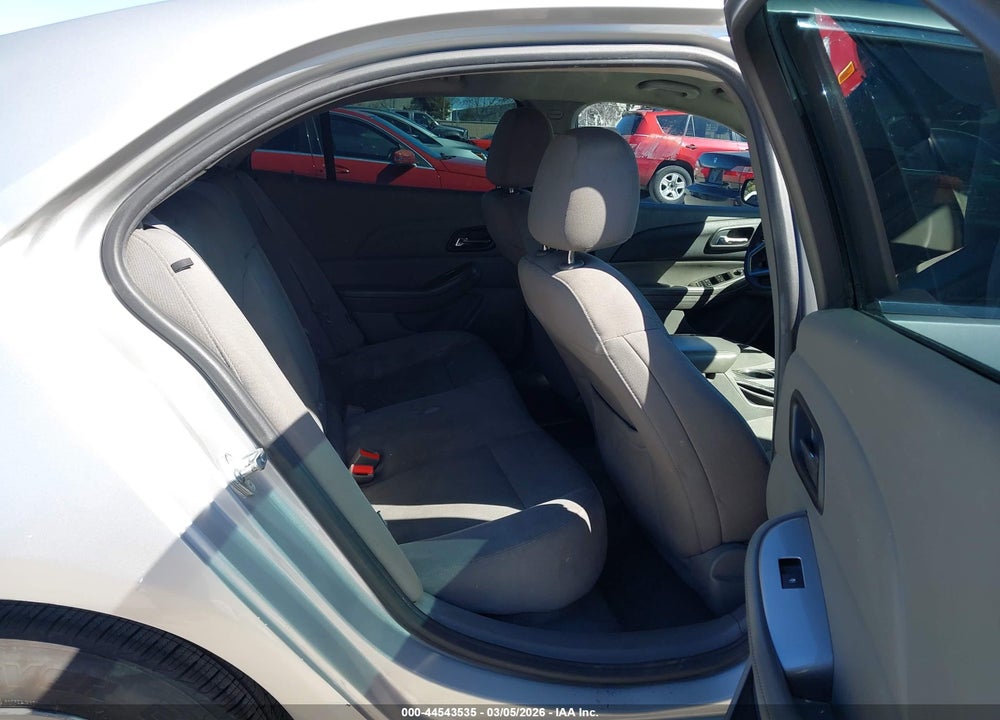 2015 CHEVROLET MALIBU LS VIN: 1G11B5SLXFF308293