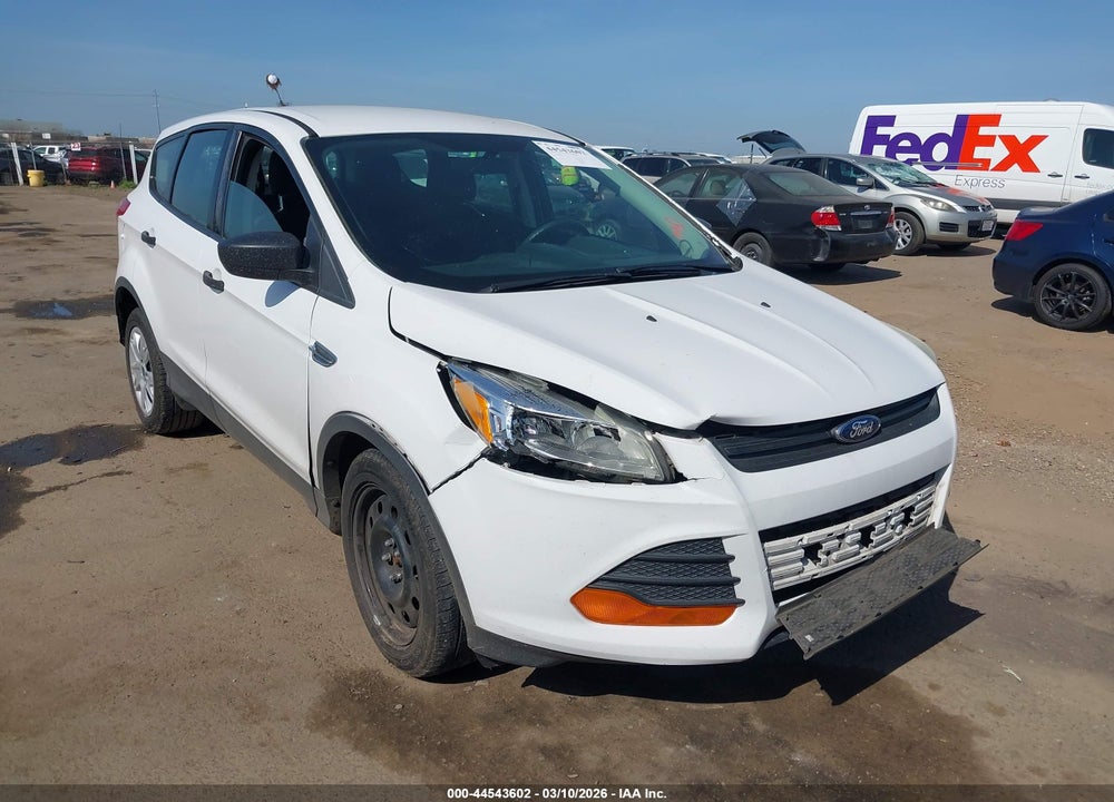 2015 FORD ESCAPE S VIN: 1FMCU0F71FUA63143