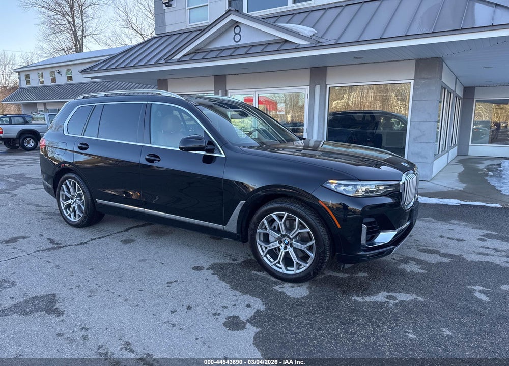 2021 BMW X7 VIN: 5UXCW2C06M9E81989