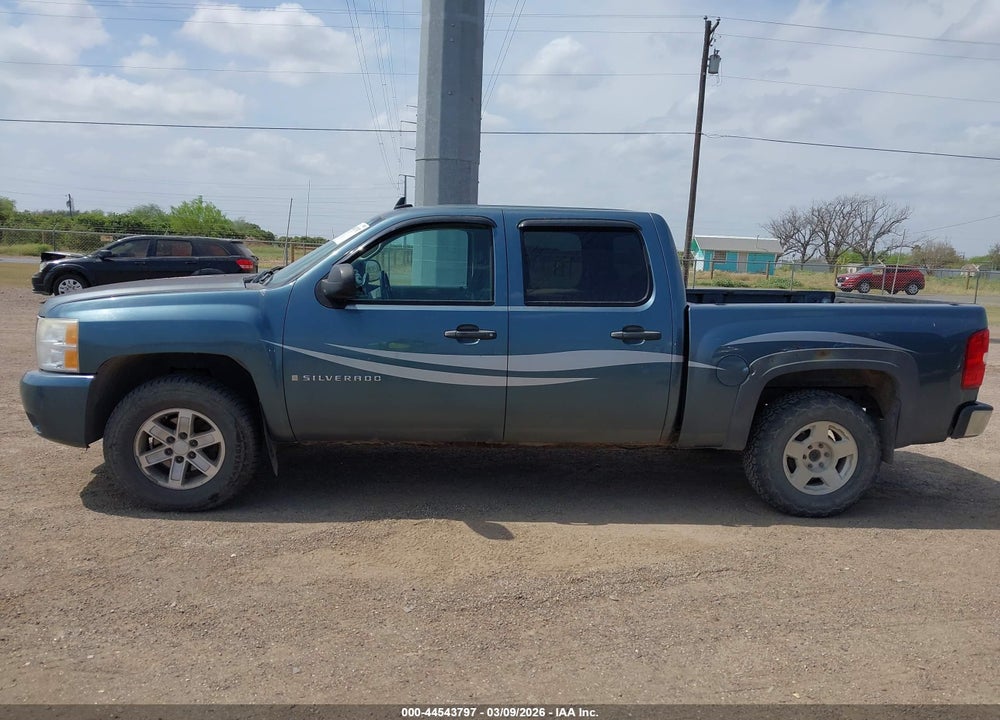 2008 CHEVROLET SILVERADO 1500 LT1 VIN: 3GCEK13J18G212584