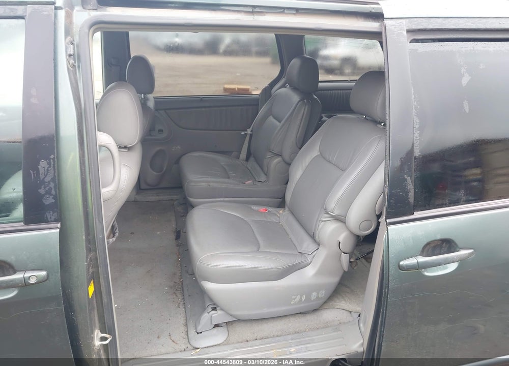 2004 TOYOTA SIENNA XLE/XLE LIMITED VIN: 5TDZA22C04S005371
