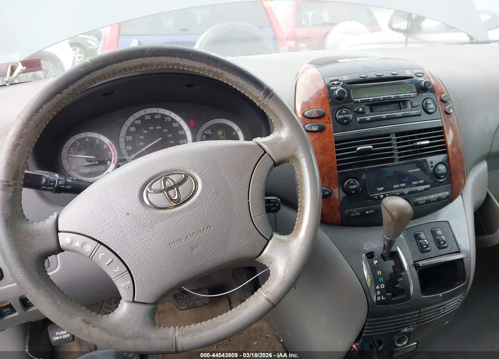 2004 TOYOTA SIENNA XLE/XLE LIMITED VIN: 5TDZA22C04S005371