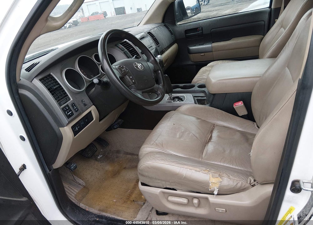 2010 TOYOTA TUNDRA GRADE 5.7L V8 VIN: 5TFDW5F17AX109108