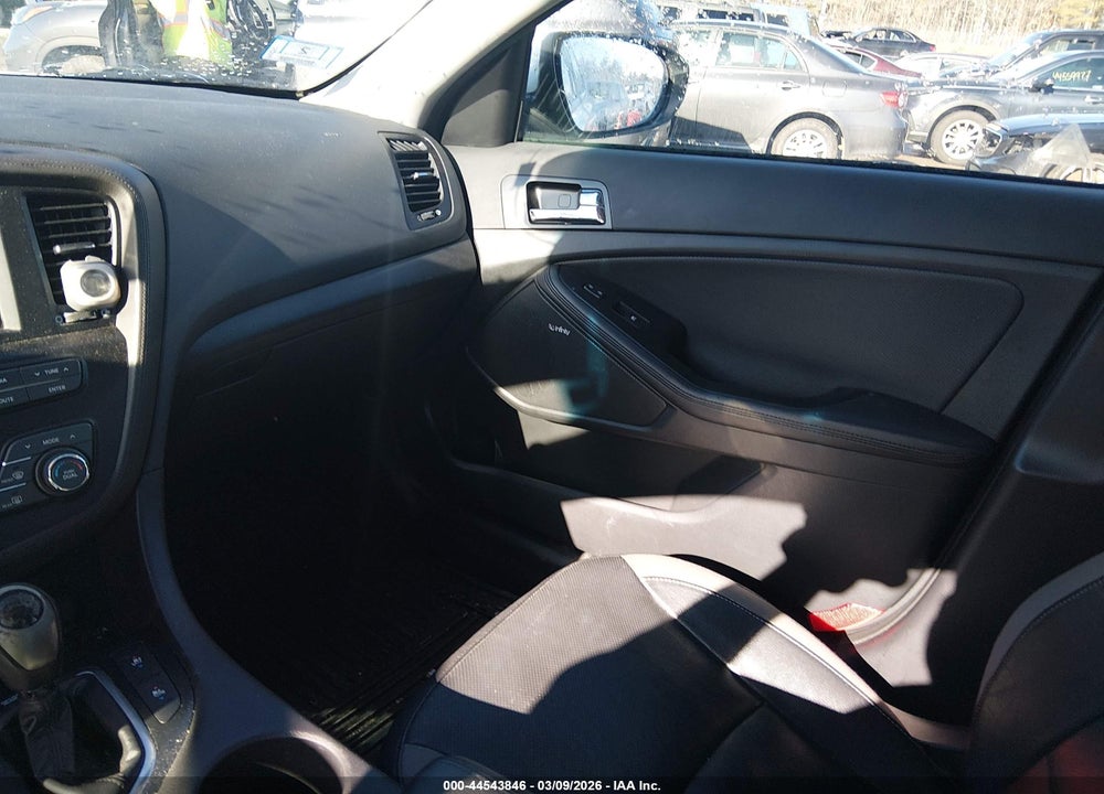 2013 KIA OPTIMA HYBRID EX VIN: KNAGM4AD0D5056537