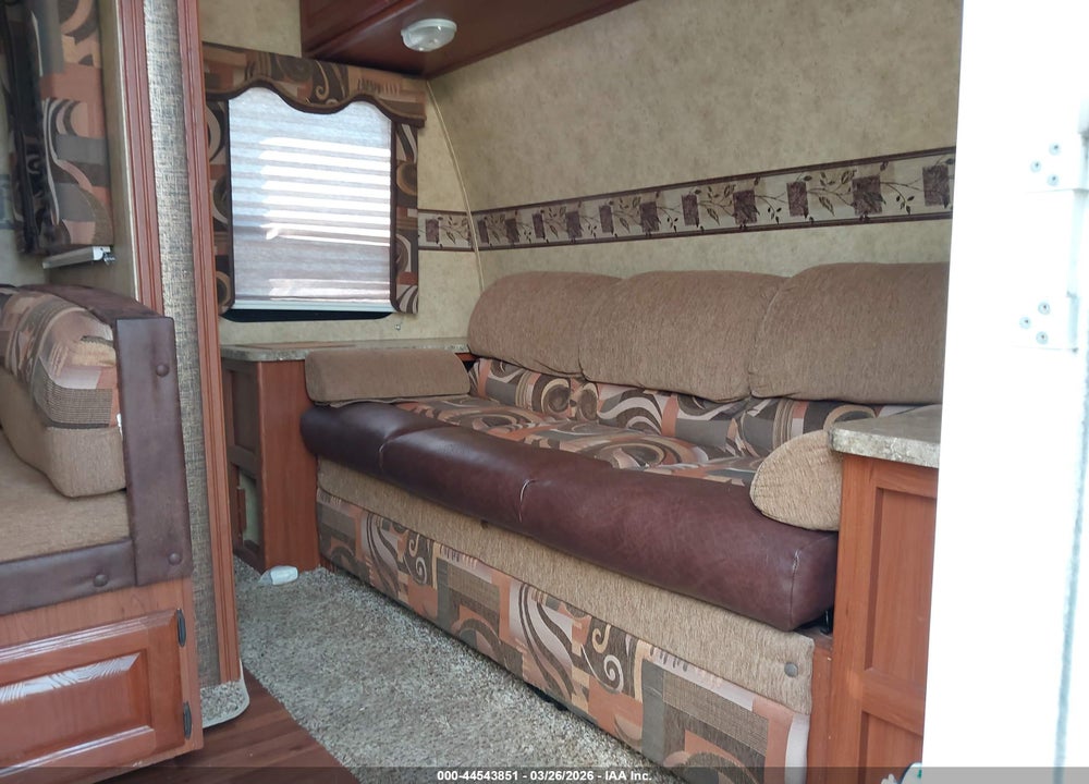 2011 KEYSTONE 26' TRAVEL TRAILER VIN: 4YDT26020BB451879