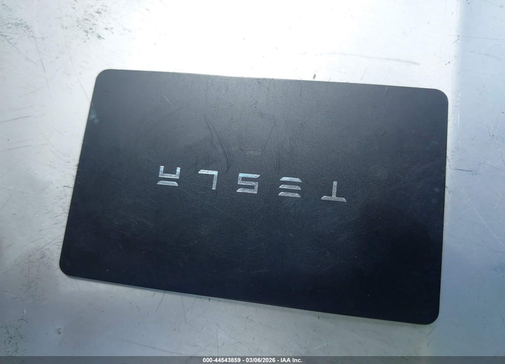 2022 TESLA MODEL S DUAL MOTOR ALL-WHEEL DRIVE VIN: 5YJSA1E56NF476942