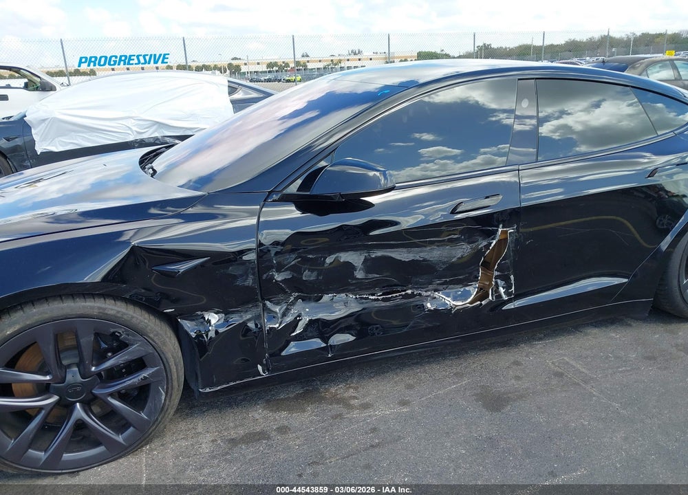 2022 TESLA MODEL S DUAL MOTOR ALL-WHEEL DRIVE VIN: 5YJSA1E56NF476942