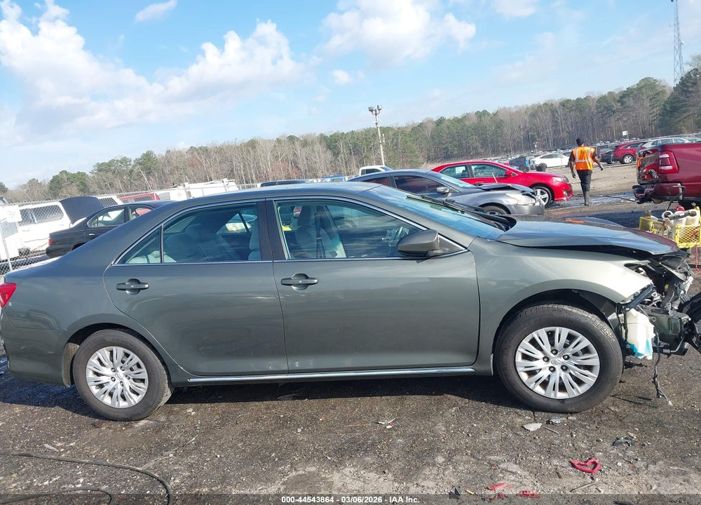 2014 TOYOTA CAMRY LE VIN: 4T1BF1FKXEU804582
