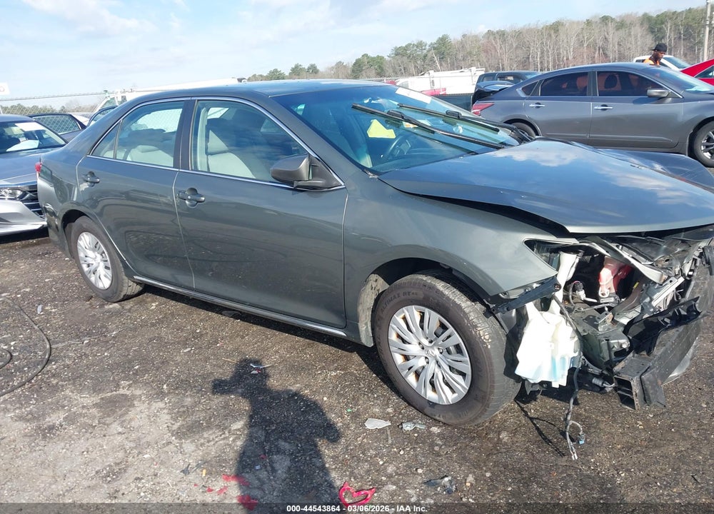 2014 TOYOTA CAMRY LE VIN: 4T1BF1FKXEU804582